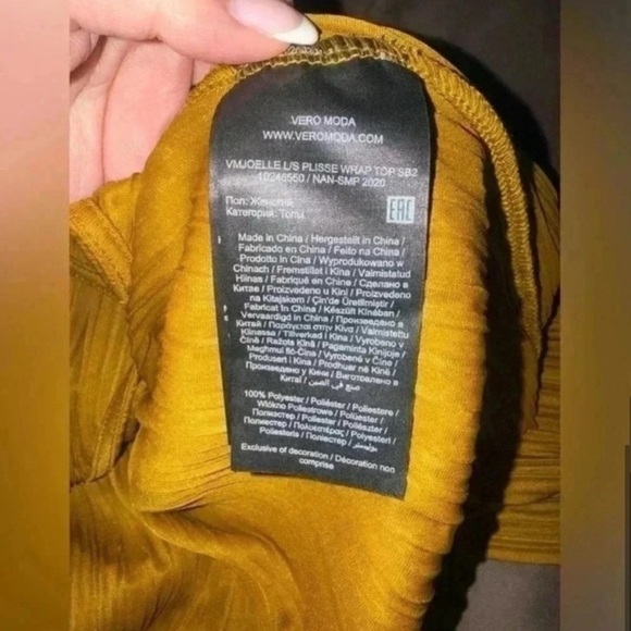 Vero Moda Plisse Wrap Shirt - Picture 6 of 7